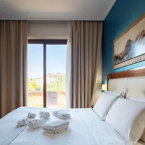 3* Hotel Flora